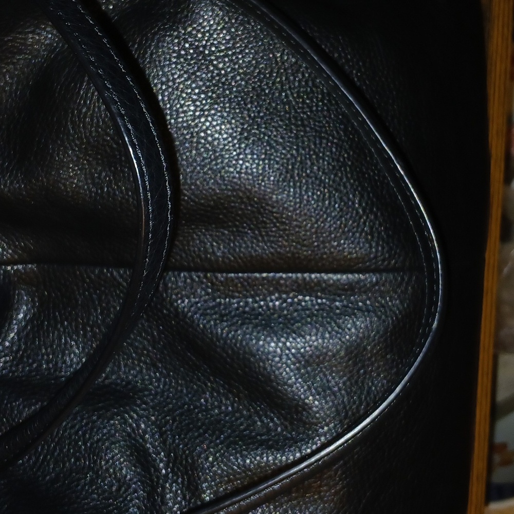 Coach Black Leather Women's Bag - Picture 6 of 16